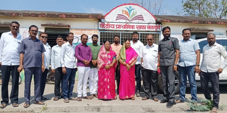 जिल्हा परिषद उपाध्यक्ष उषा गायकवाड यांची नळदुर्ग येथील शाळांना सदिच्छा भेट