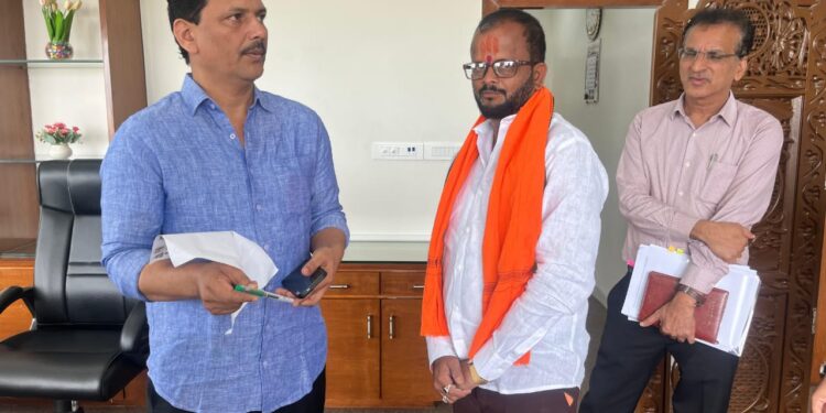 तुळजापूर उपजिल्हा रुग्णालयातील रिक्त पदे लवकरच भरणार! मंत्री प्रकाश आबिटकर यांची अमोल जाधवांना ग्वाही