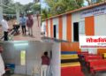 दसमेंगाव शाळेला पर्यायी निवारा